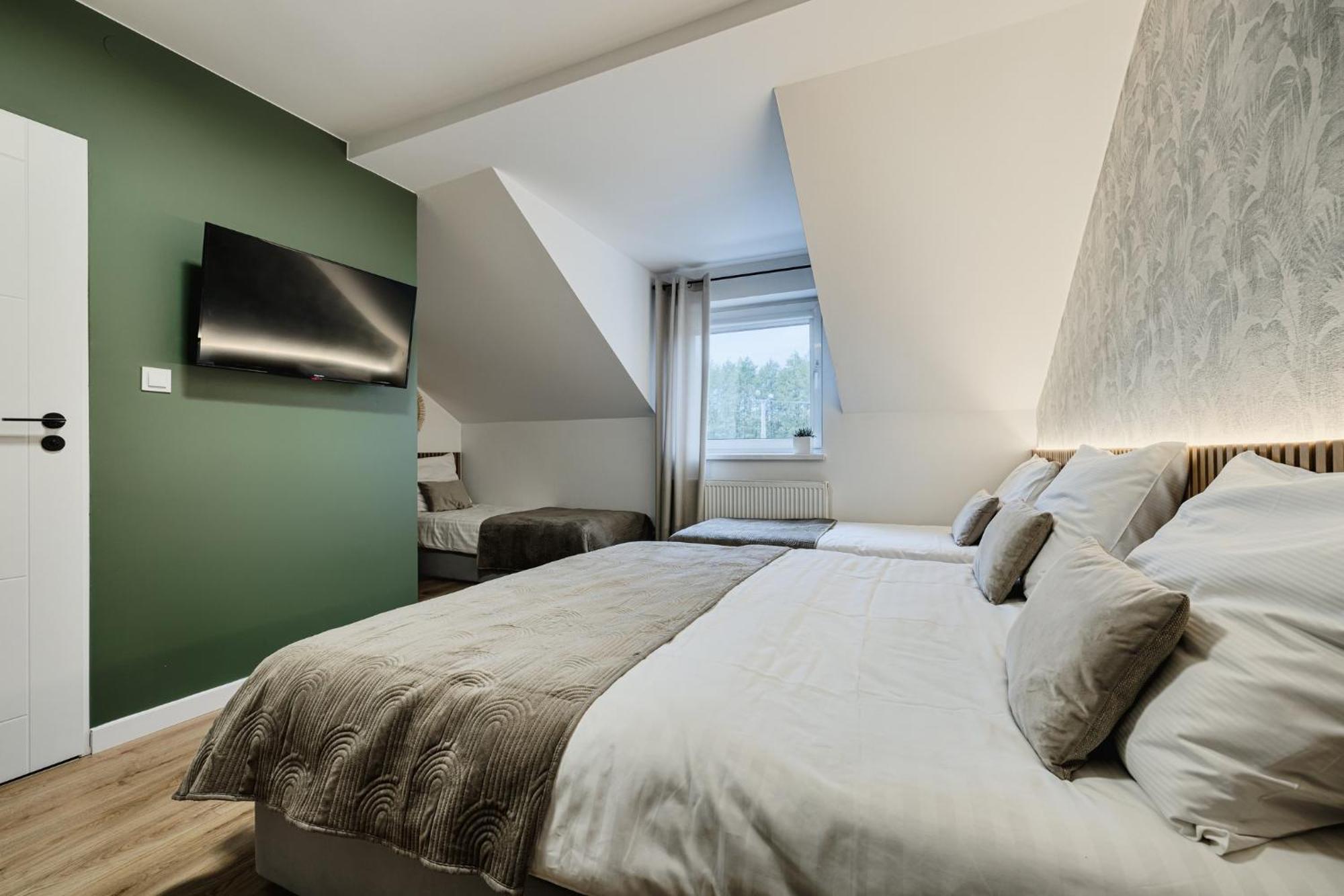 Gosciniec Zacisze I Blisko A2 Dabie-Uniejow I Restauracja Bed & Breakfast Dış mekan fotoğraf