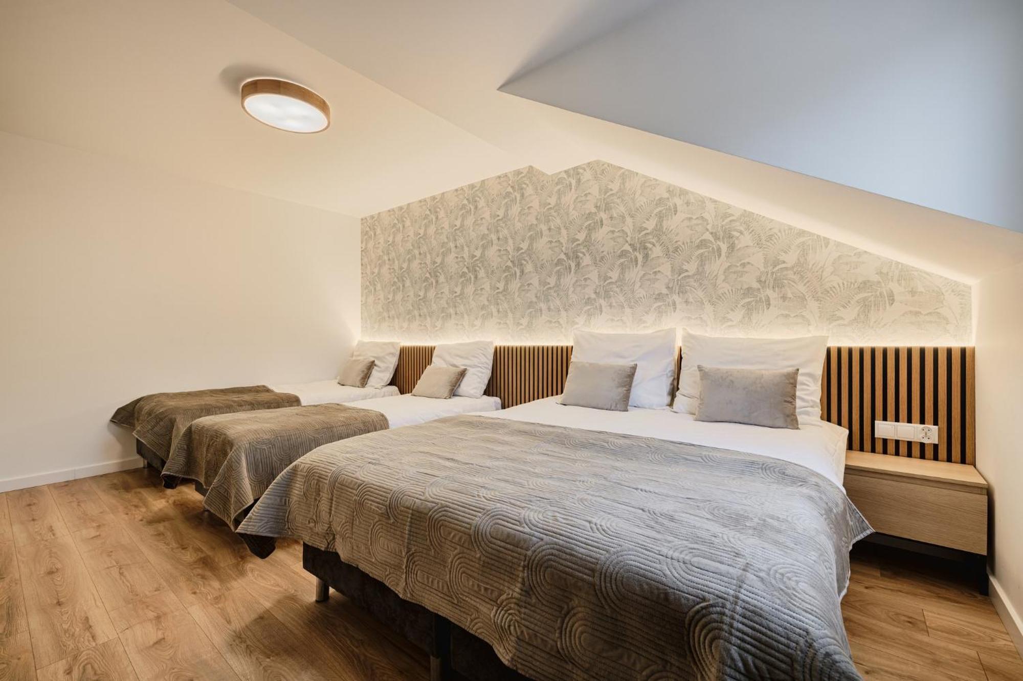 Gosciniec Zacisze I Blisko A2 Dabie-Uniejow I Restauracja Bed & Breakfast Dış mekan fotoğraf