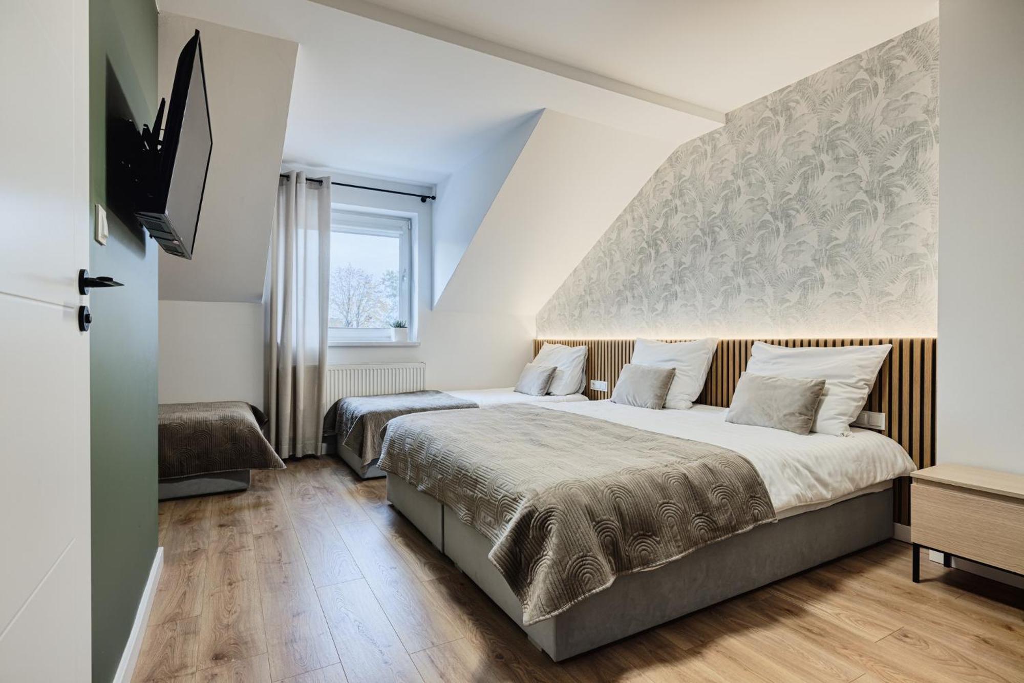Gosciniec Zacisze I Blisko A2 Dabie-Uniejow I Restauracja Bed & Breakfast Dış mekan fotoğraf